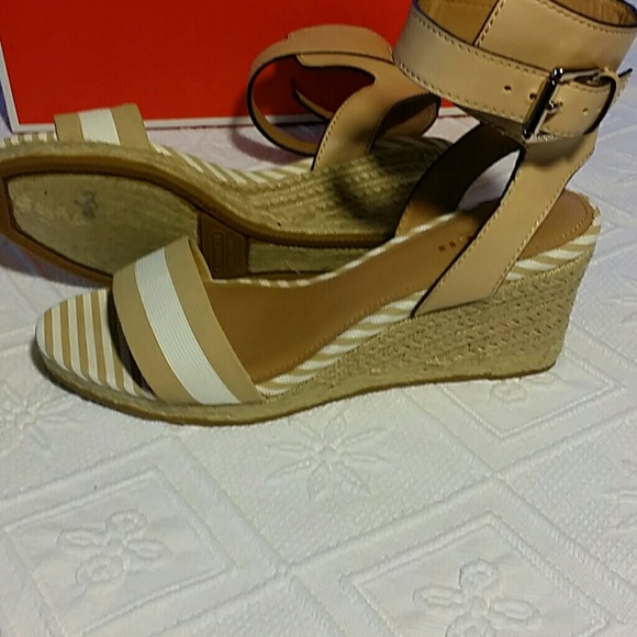 Coach new ankle strap wedges espadrilles natural beige size 7.5 - Picture 4 of 4
